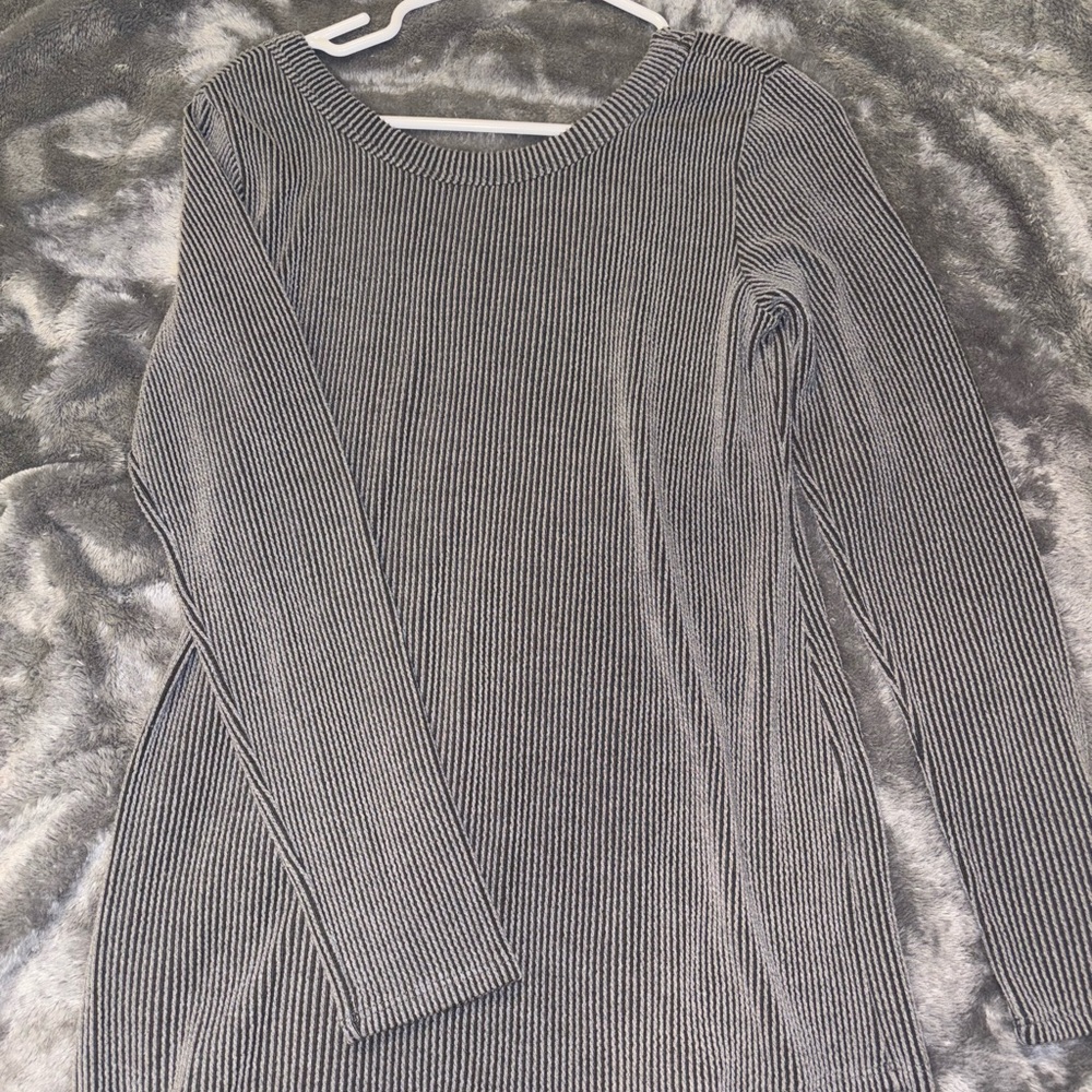 Women's Long Sleeve Striped Top - Light grey